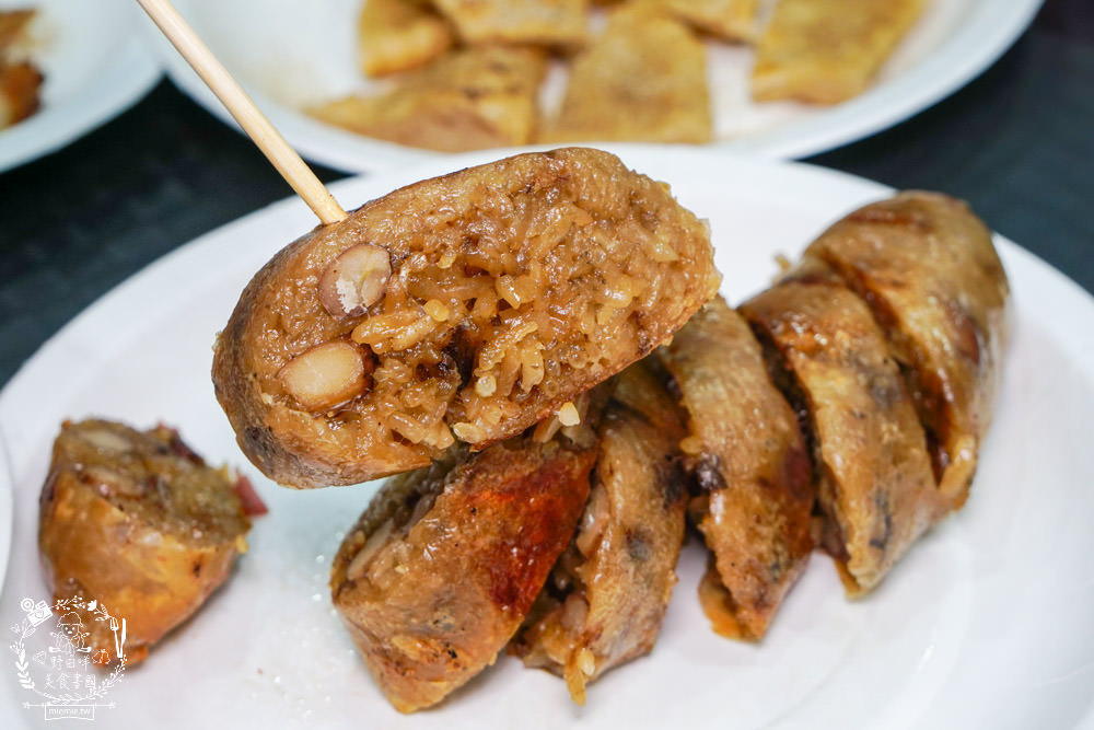 六味嘉義黑香腸關東煮|高雄隱藏版高CP值香腸店!台灣溫體豬手工製作的香腸大腸!還有超香濃的味噌湯免費喝?