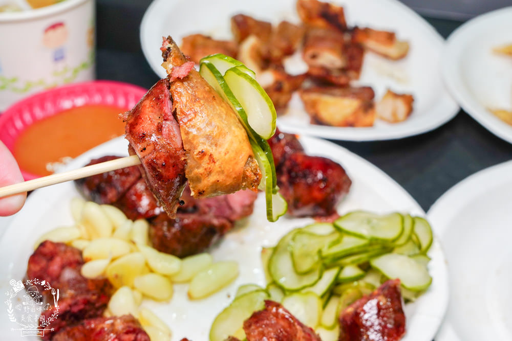 六味嘉義黑香腸關東煮|高雄隱藏版高CP值香腸店!台灣溫體豬手工製作的香腸大腸!還有超香濃的味噌湯免費喝?