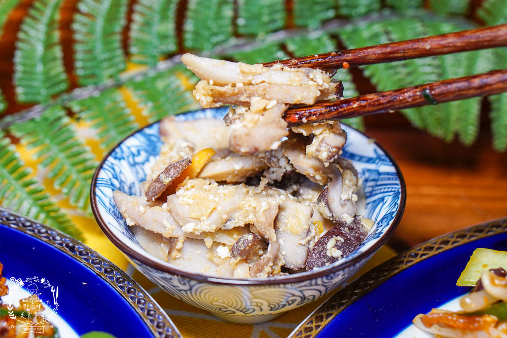 高雄[初見麵]大火快炒的香濃炒麵每日限量30碗?日式小攤車的深夜食堂!銷魂蠔醬滋味濃郁!