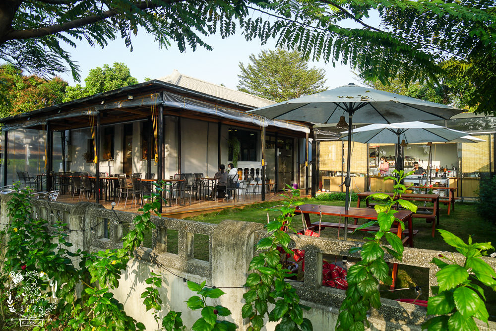 屏東勝利星村創意生活園區旅遊攻略!美食景點與拍照打卡點推薦!2023地球月兔花燈超好拍照！