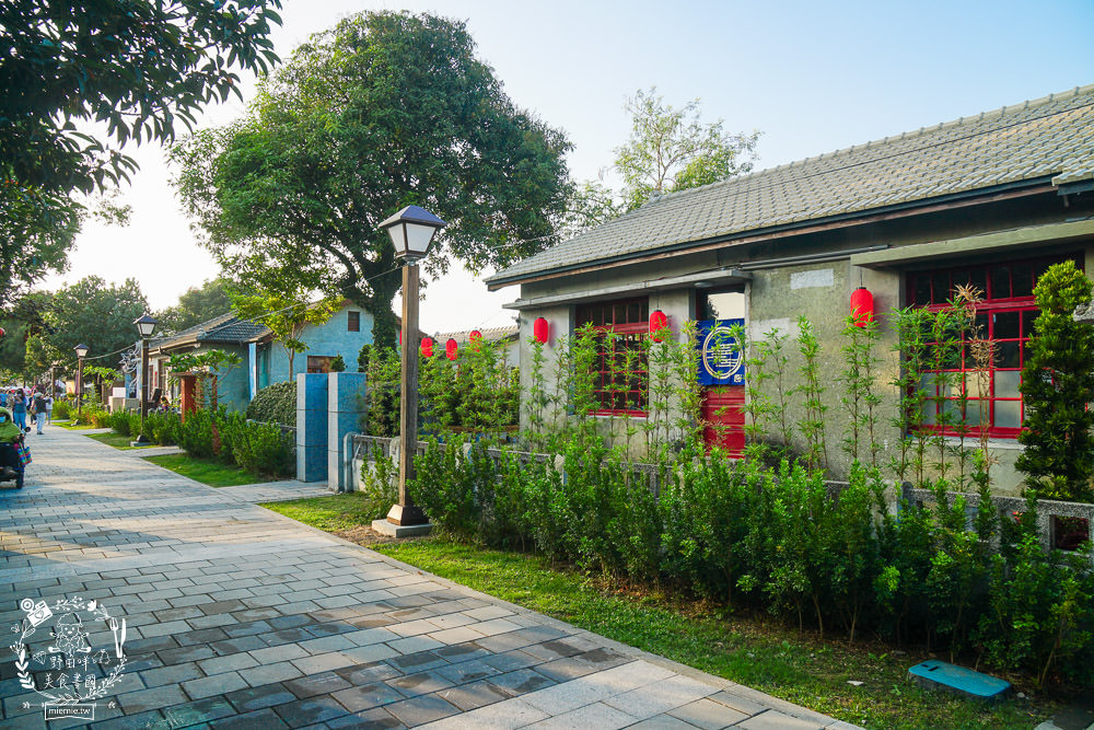 屏東勝利星村創意生活園區旅遊攻略!美食景點與拍照打卡點推薦!2023地球月兔花燈超好拍照！