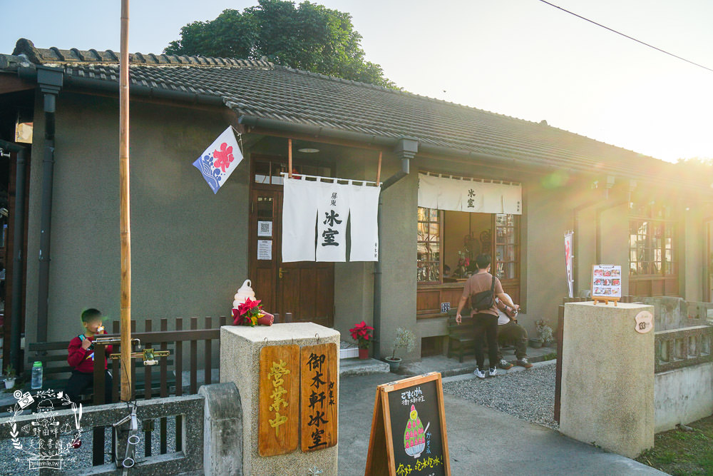 屏東勝利星村創意生活園區旅遊攻略!美食景點與拍照打卡點推薦!2023地球月兔花燈超好拍照！