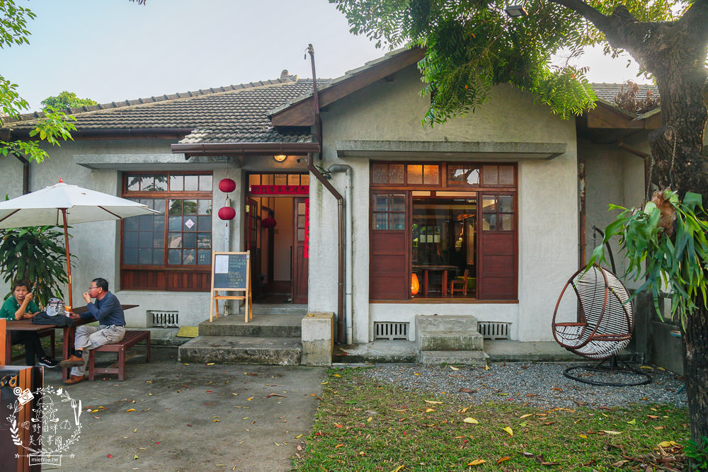 屏東勝利星村創意生活園區旅遊攻略!美食景點與拍照打卡點推薦!2023地球月兔花燈超好拍照！