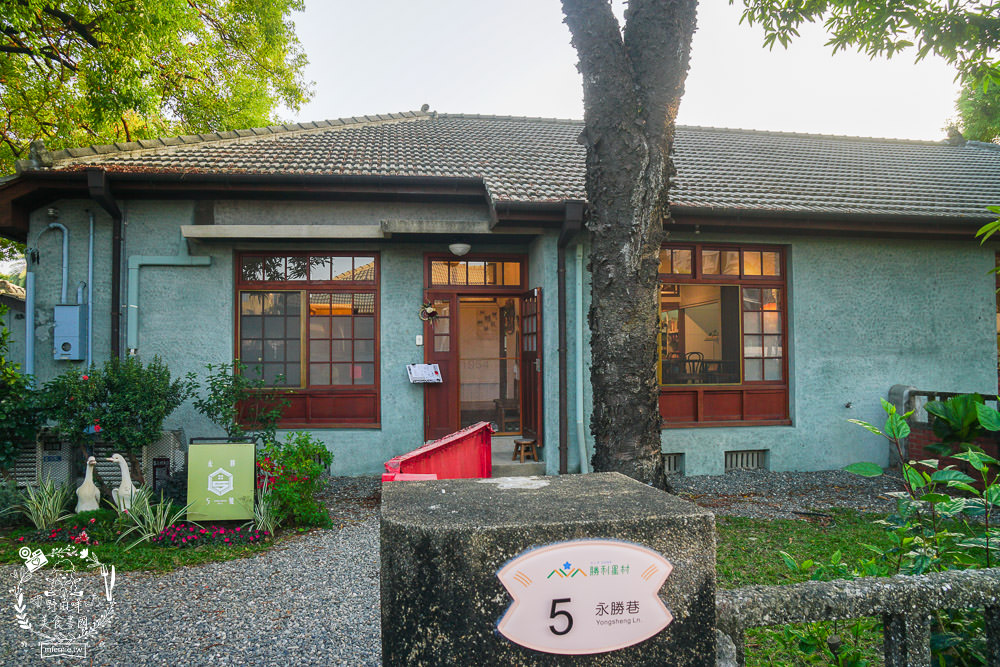 屏東勝利星村創意生活園區旅遊攻略!美食景點與拍照打卡點推薦!2023地球月兔花燈超好拍照！