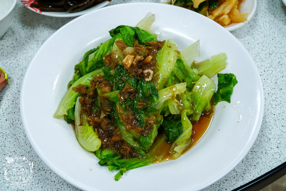 北平京廚北方麵食餐館|鳳山中山路夜市的超人氣麵食館!免費的紅茶豆漿無限暢飲!蝦仁蒸餃內餡飽滿又多汁!