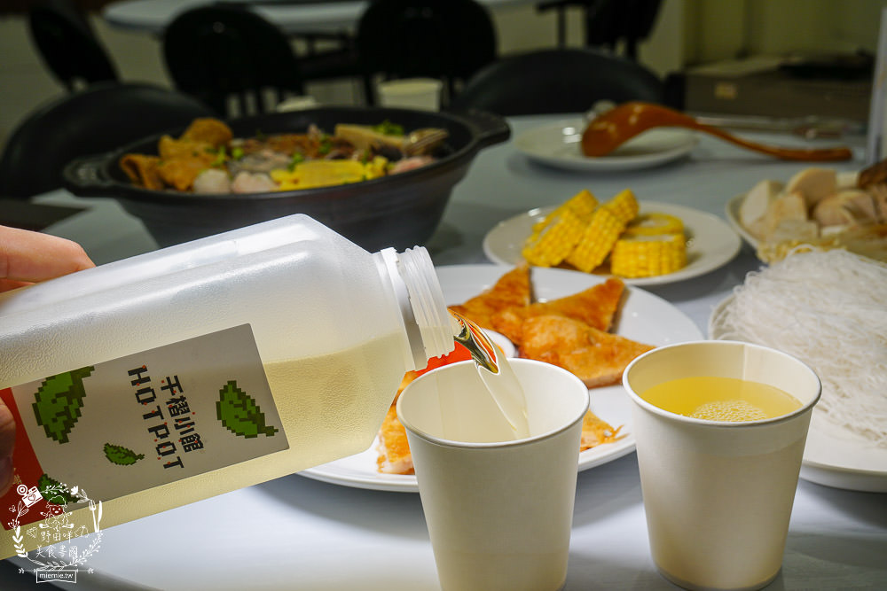 高雄酸菜白肉鍋推薦[千槢小館]超澎湃食材讓人欲罷不能!月亮蝦餅彈牙酥脆!