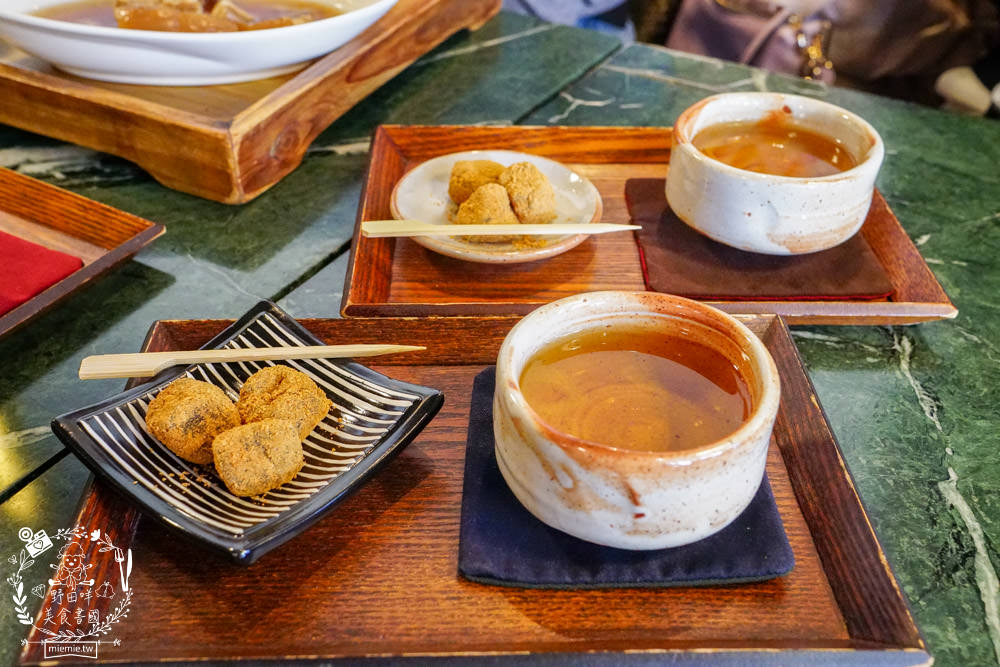 高雄[半九十茶屋]隱藏版的復古餐廳!古香古色的中式下午茶食光超好拍照!套餐菜色超豐富!