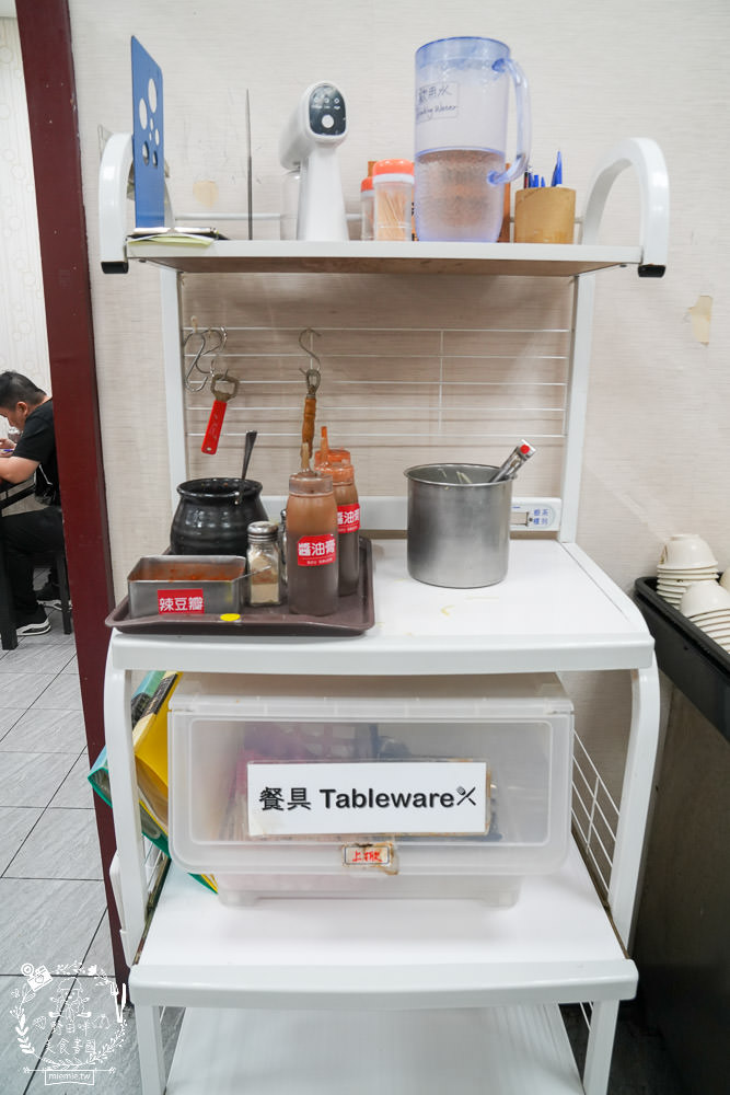 厚得福湯包麵食專賣店|高雄人氣必吃的湯包捲餅!假日更是人潮滿滿都要候位30分鐘！