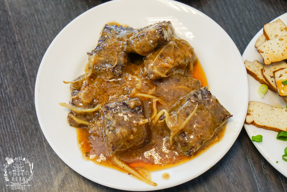 原鄉牛肉麵|最多高雄人推薦的牛肉麵店!平日過用餐時段都一位難求?google兩千4星以上好評!