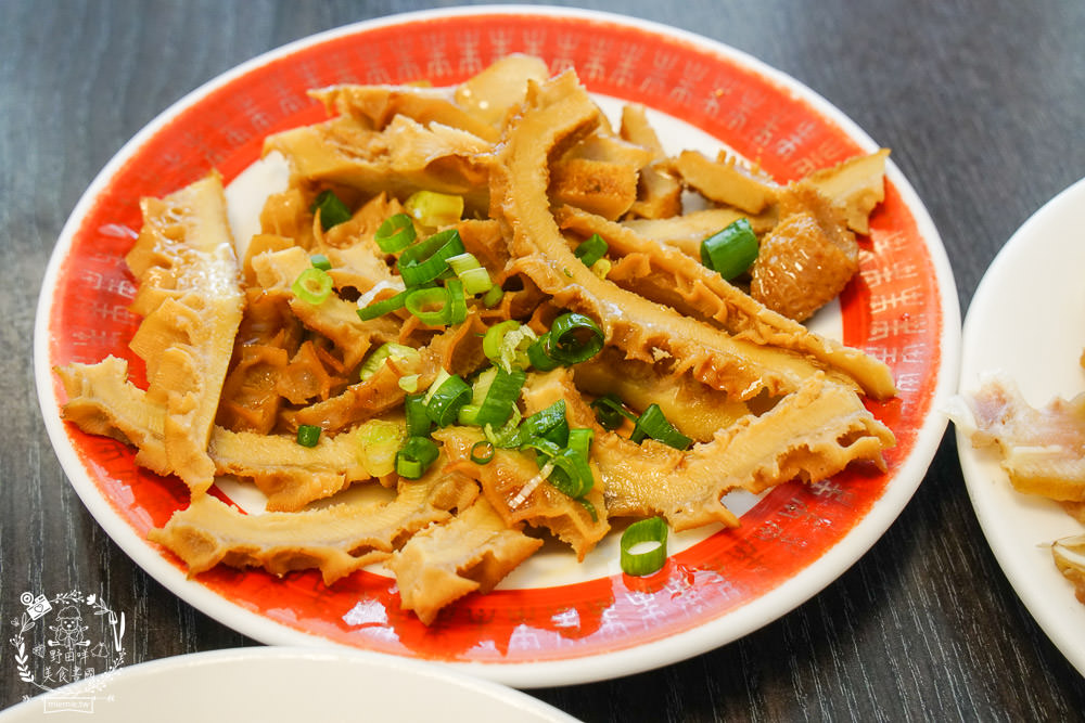 原鄉牛肉麵|最多高雄人推薦的牛肉麵店!平日過用餐時段都一位難求?google兩千4星以上好評!