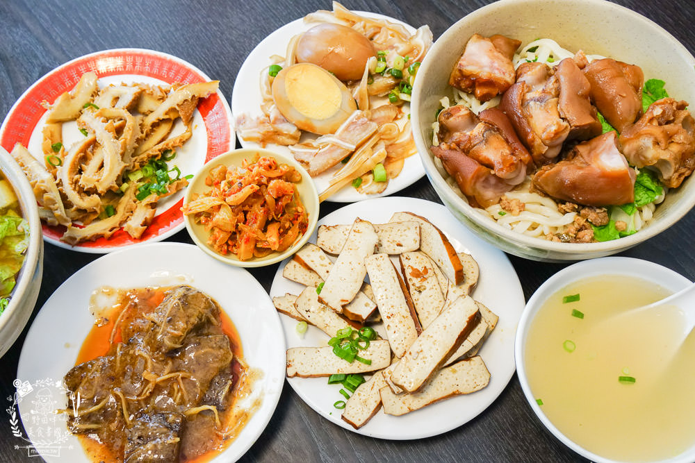 原鄉牛肉麵|最多高雄人推薦的牛肉麵店!平日過用餐時段都一位難求?google兩千4星以上好評!