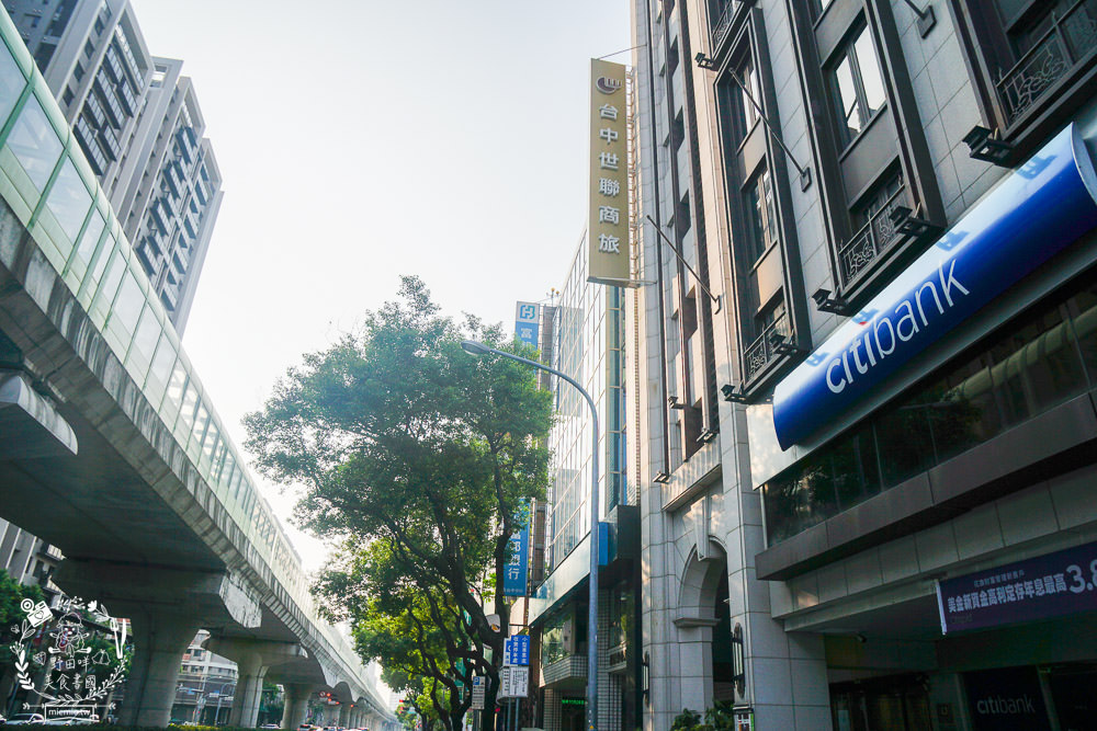 台中世聯商旅|文心崇德捷運站附近住宿推薦!蛋型浴缸泡澡超舒服!還有中西式自助早餐! - 第2張圖 台中世聯商旅|文心崇德捷運站附近住宿推薦!蛋型浴缸泡澡超舒服!還有中西式自助早餐!