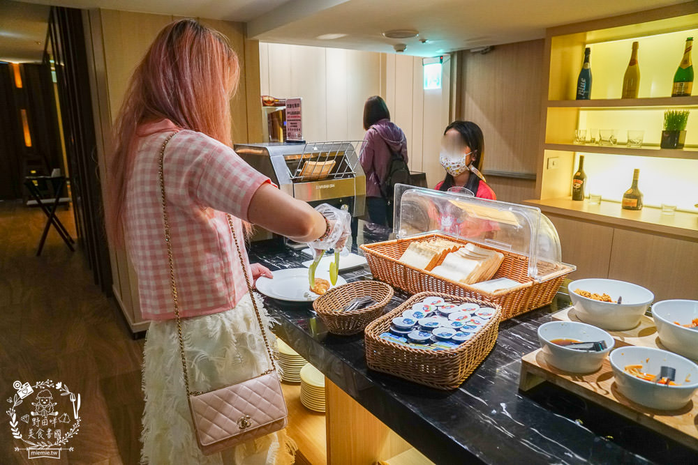 台中世聯商旅|文心崇德捷運站附近住宿推薦!蛋型浴缸泡澡超舒服!還有中西式自助早餐! - 第54張圖 台中世聯商旅|文心崇德捷運站附近住宿推薦!蛋型浴缸泡澡超舒服!還有中西式自助早餐!