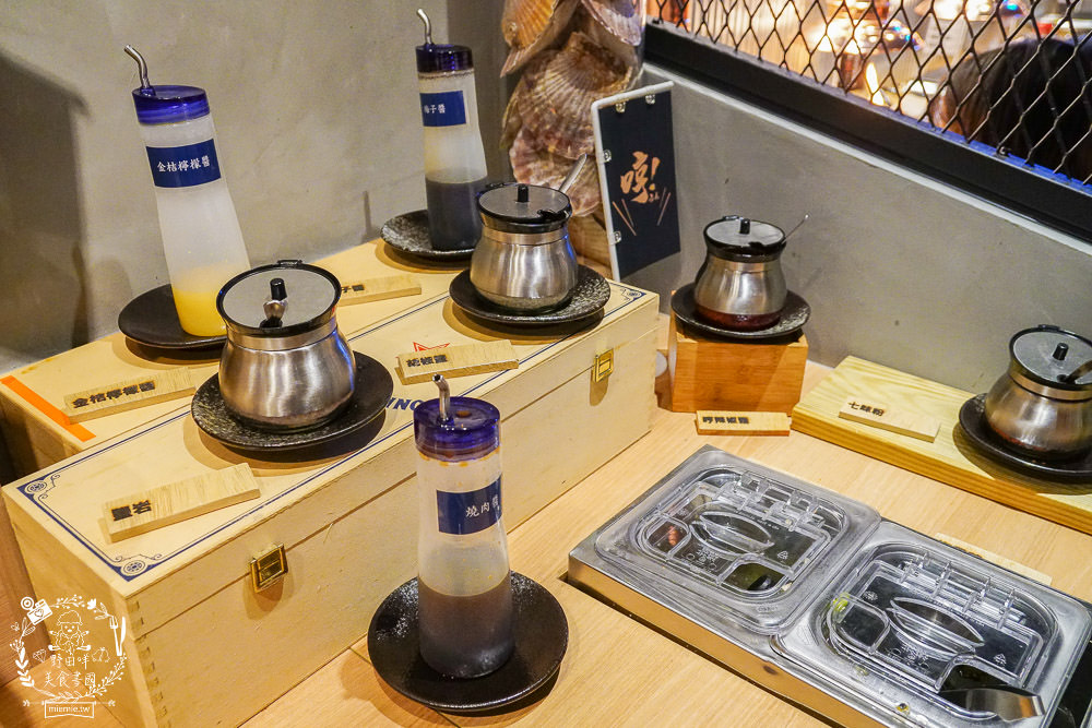 台中[哼！燒肉]超人氣精緻燒肉最低220元起!5款開胃小菜跟飲料免費享用?一個人也可以去的韓系工業風燒肉店