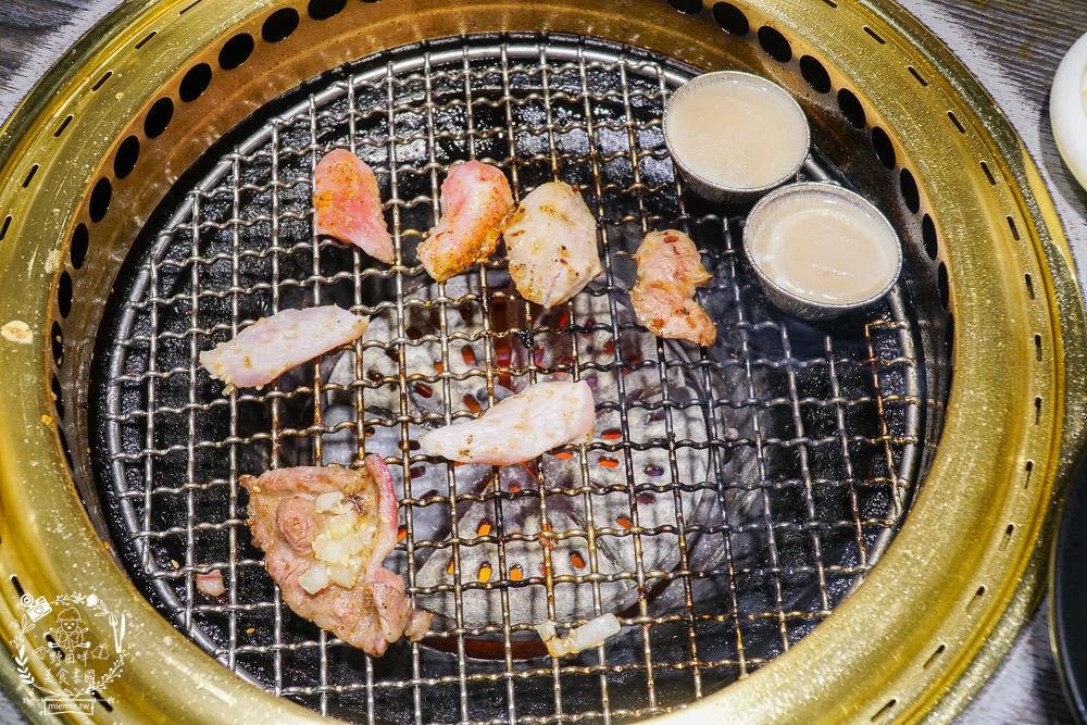 台中屋馬燒肉園邸店|台中超人氣必吃燒肉店推薦!澎湃牛小排套餐選項居然超有飽足感? - 第51張圖 台中屋馬燒肉園邸店|台中超人氣必吃燒肉店推薦!澎湃牛小排套餐選項居然超有飽足感?