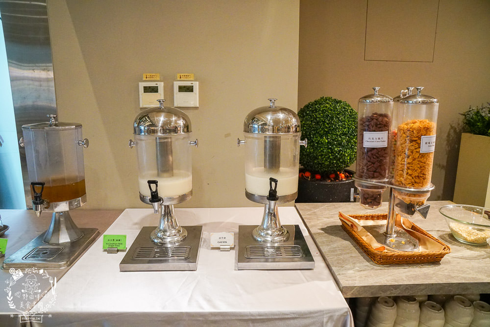 台中港酒店霸氣澎湃的自助早餐+Pier 88 餐酒館超復古舊美式+日式裝潢餐酒館 - 第8張圖 台中港酒店霸氣澎湃的自助早餐+Pier 88 餐酒館超復古舊美式+日式裝潢餐酒館