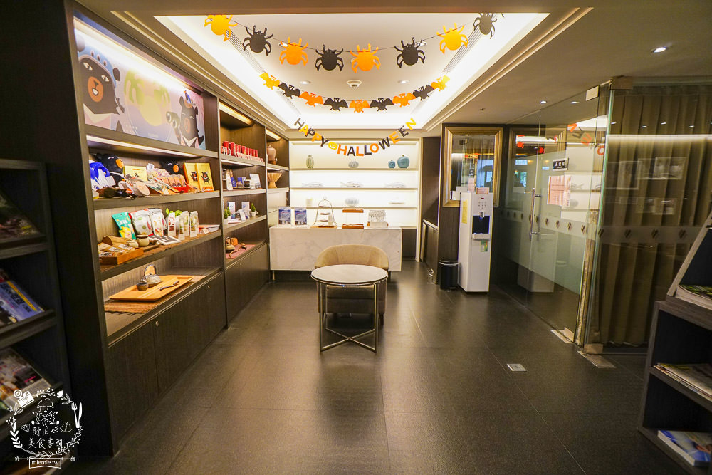 台中4星級飯店|台中港酒店|親子住宿兼商務飯店!自助早餐超多選項!