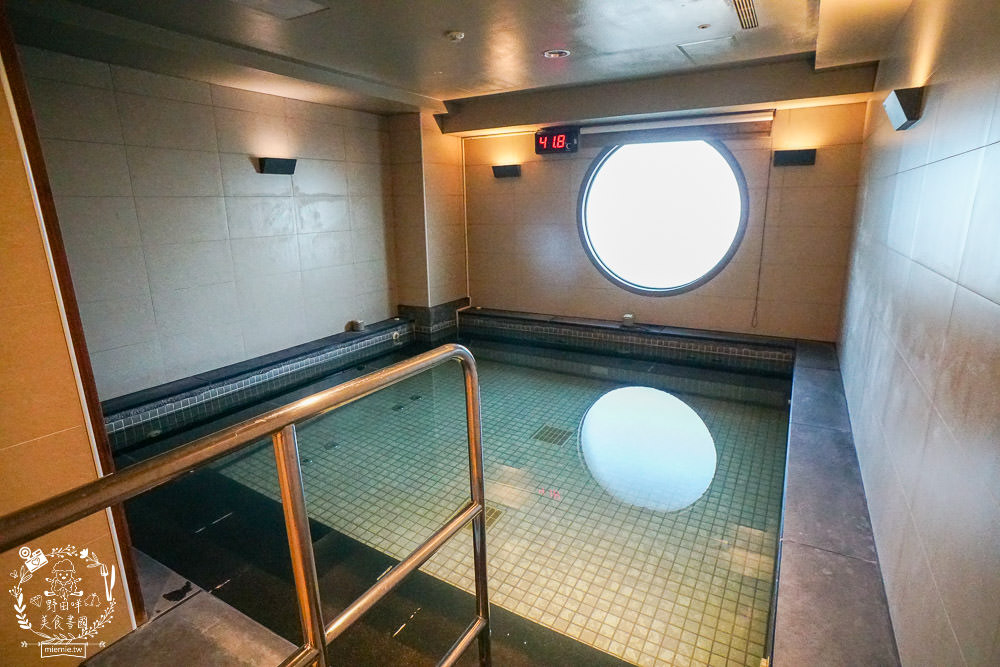 台中4星級飯店|台中港酒店|親子住宿兼商務飯店!自助早餐超多選項!