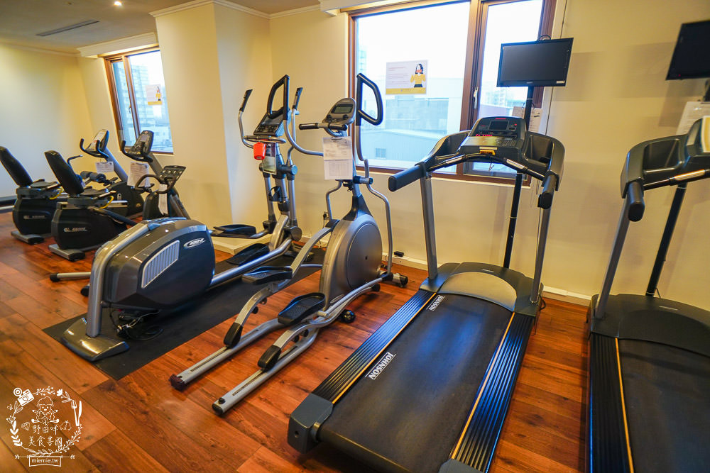 台中4星級飯店|台中港酒店|親子住宿兼商務飯店!自助早餐超多選項!
