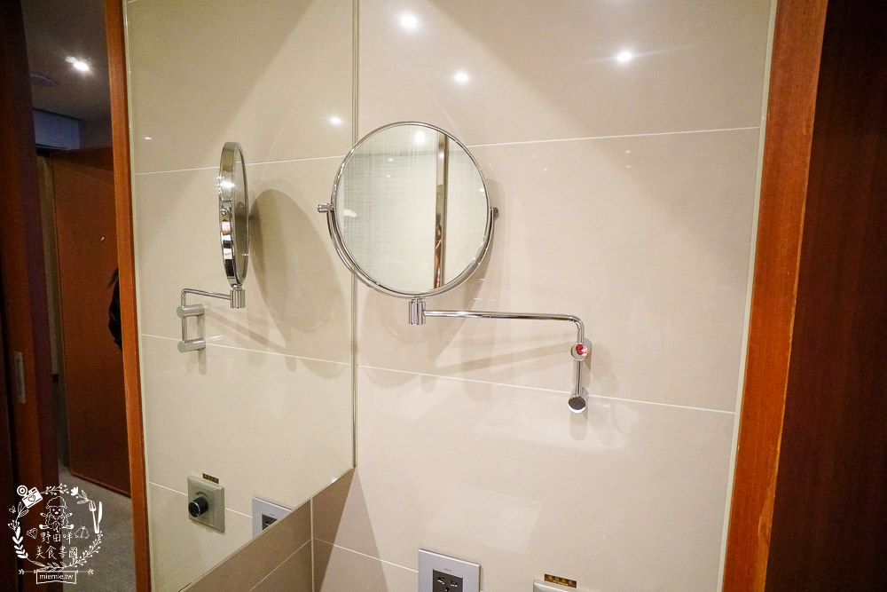 台中4星級飯店|台中港酒店|親子住宿兼商務飯店!自助早餐超多選項!