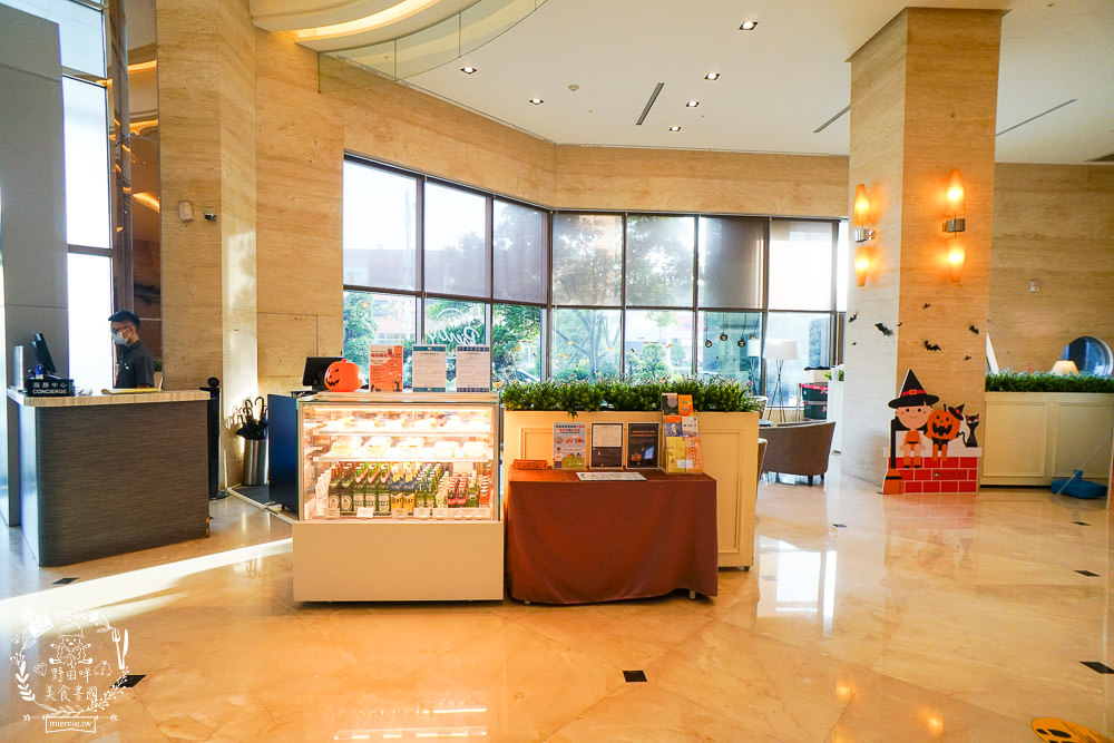 台中4星級飯店|台中港酒店|親子住宿兼商務飯店!自助早餐超多選項!