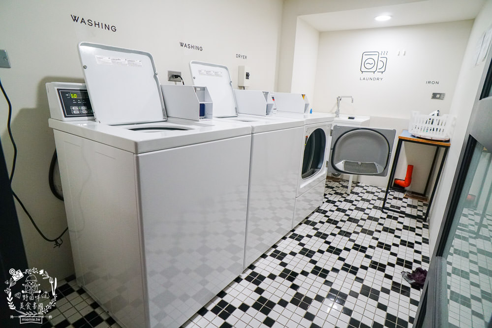 台南住宿推薦[仲青行旅]台南市中心的青年旅店/背包客棧!外面就是海安路宵夜美食街!