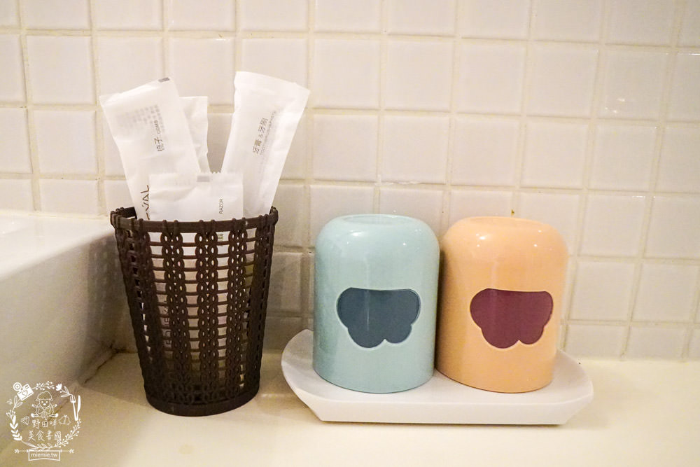 台南住宿推薦[仲青行旅]台南市中心的青年旅店/背包客棧!外面就是海安路宵夜美食街!