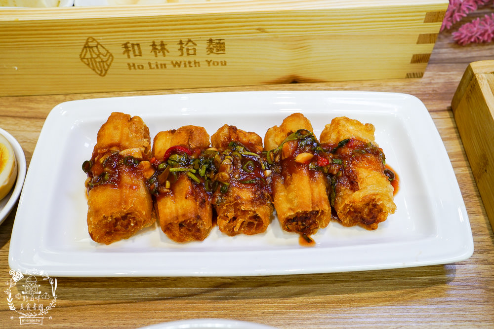 高雄[和林拾麵]新開幕!別緻奢華的文青風網美麵店！超新穎的一麵兩吃拌拌麵！