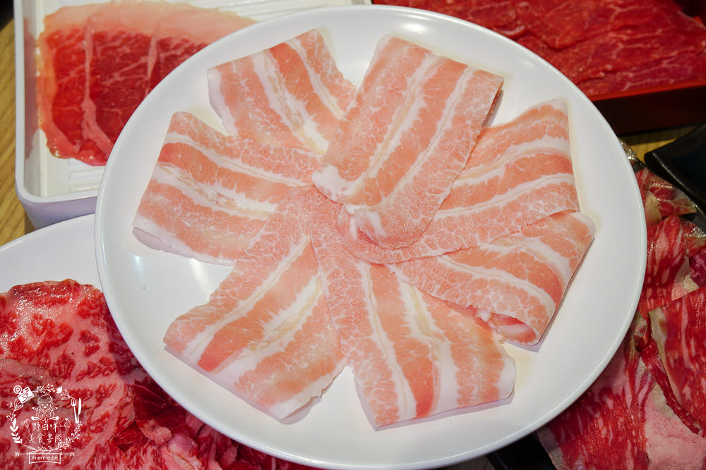 高雄和牛火鍋吃到飽[和牛祭鍋物放題]日本A5和牛+澳洲black more9+和牛吃到飽!