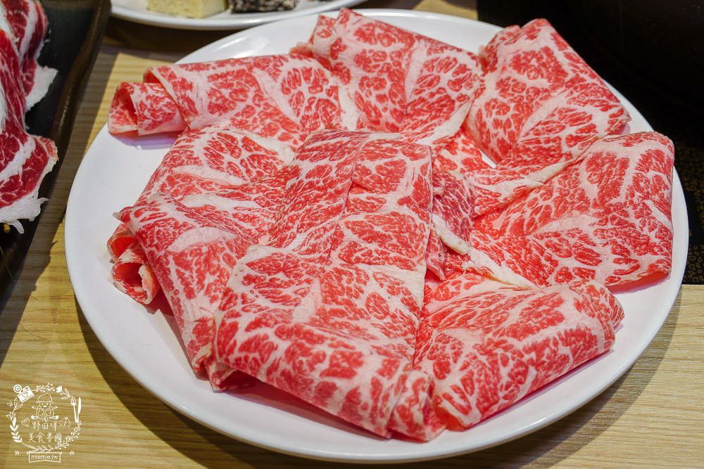 高雄和牛火鍋吃到飽[和牛祭鍋物放題]日本A5和牛+澳洲black more9+和牛吃到飽!