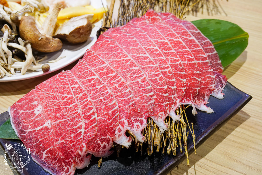 高雄和牛火鍋吃到飽[和牛祭鍋物放題]日本A5和牛+澳洲black more9+和牛吃到飽!