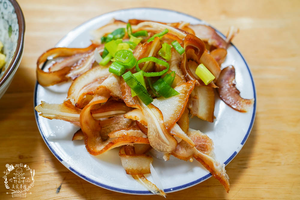 品新疆拉麵館|高雄居然可以吃到超有飽足感的Q彈皮帶麵!口味超特別的大盤雞!