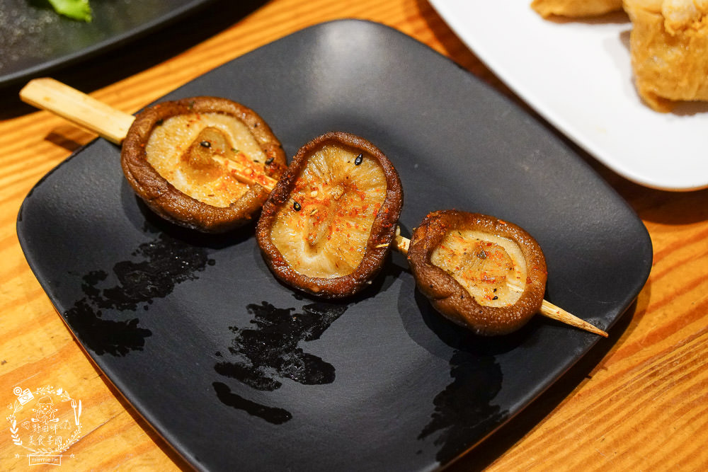 高雄[喜憨兒創作料理吃到飽]隱藏在文山特區的高CP值吃到飽x吃飯也能做公益