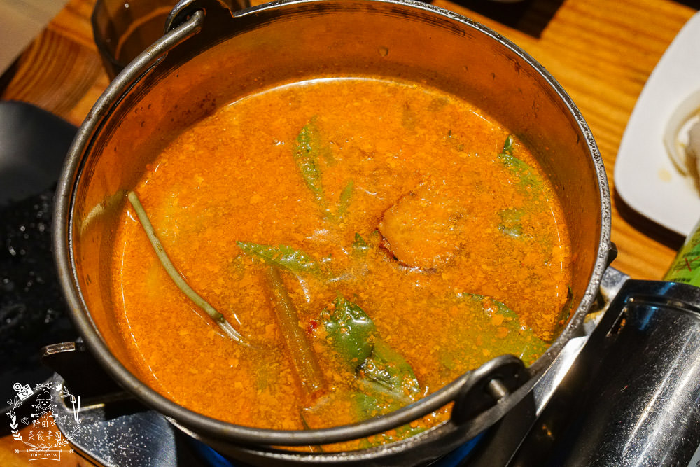 高雄[喜憨兒創作料理吃到飽]隱藏在文山特區的高CP值吃到飽x吃飯也能做公益