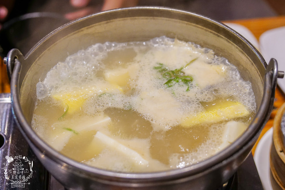 高雄[喜憨兒創作料理吃到飽]隱藏在文山特區的高CP值吃到飽x吃飯也能做公益