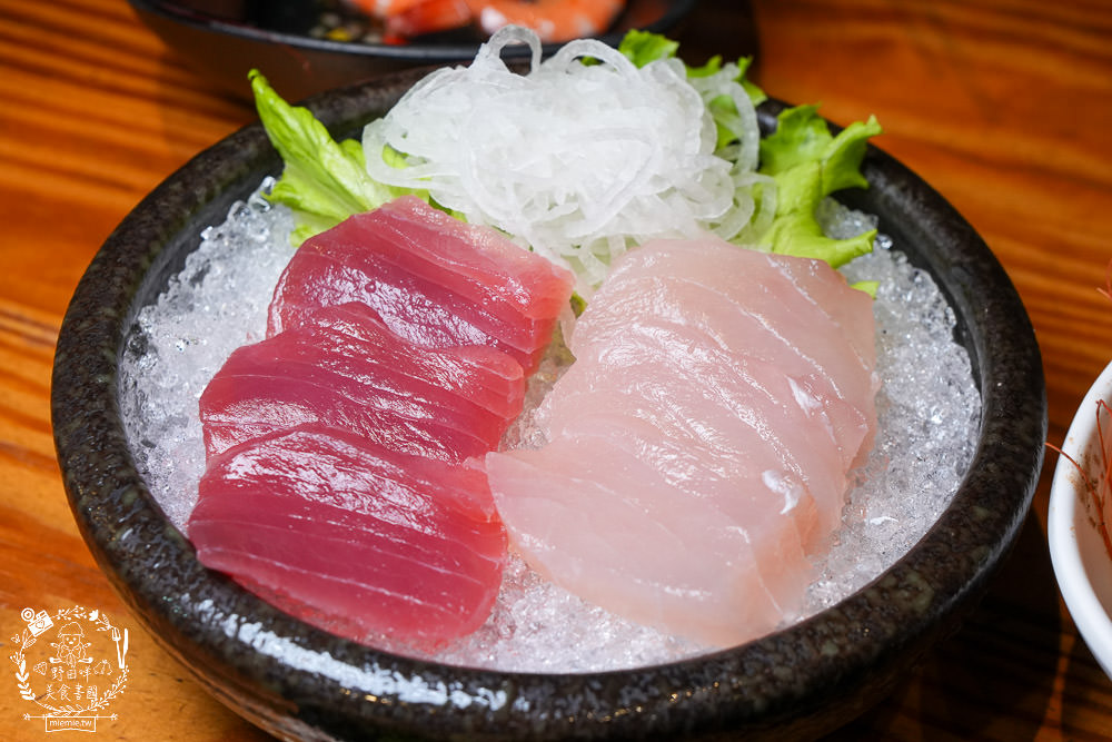 高雄[喜憨兒創作料理]連平日都座無虛席的超人氣日式料理吃到飽!居然有鮭魚卵壽司跟生魚片!