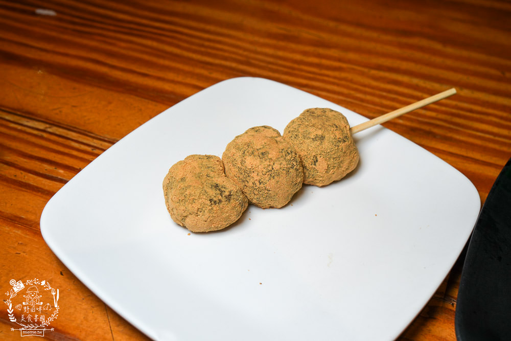 高雄[喜憨兒創作料理]連平日都座無虛席的超人氣日式料理吃到飽!居然有鮭魚卵壽司跟生魚片!