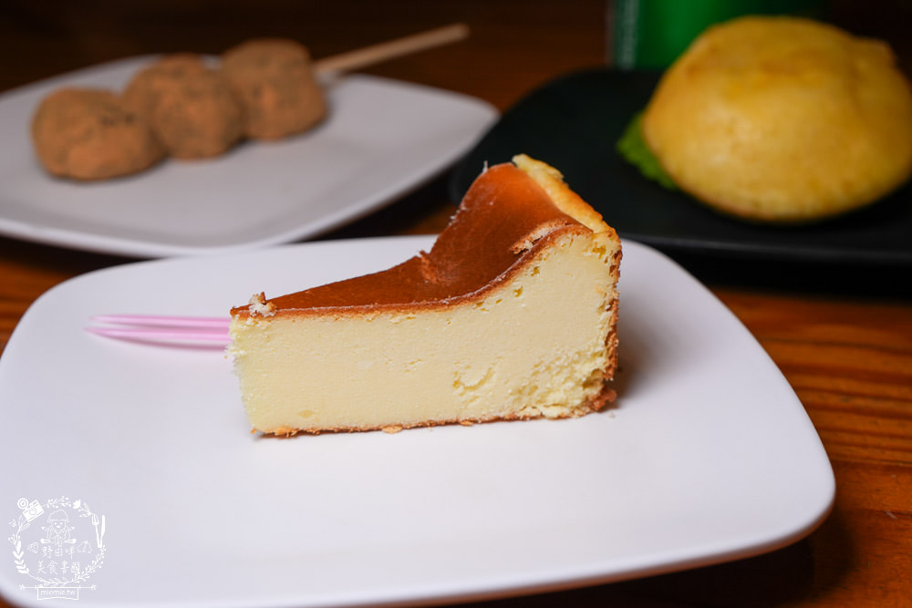 高雄[喜憨兒創作料理]連平日都座無虛席的超人氣日式料理吃到飽!居然有鮭魚卵壽司跟生魚片!