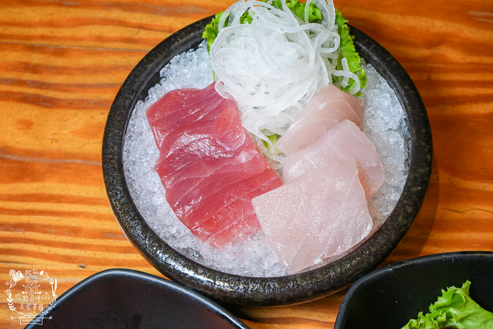 高雄[喜憨兒創作料理]連平日都座無虛席的超人氣日式料理吃到飽!居然有鮭魚卵壽司跟生魚片!