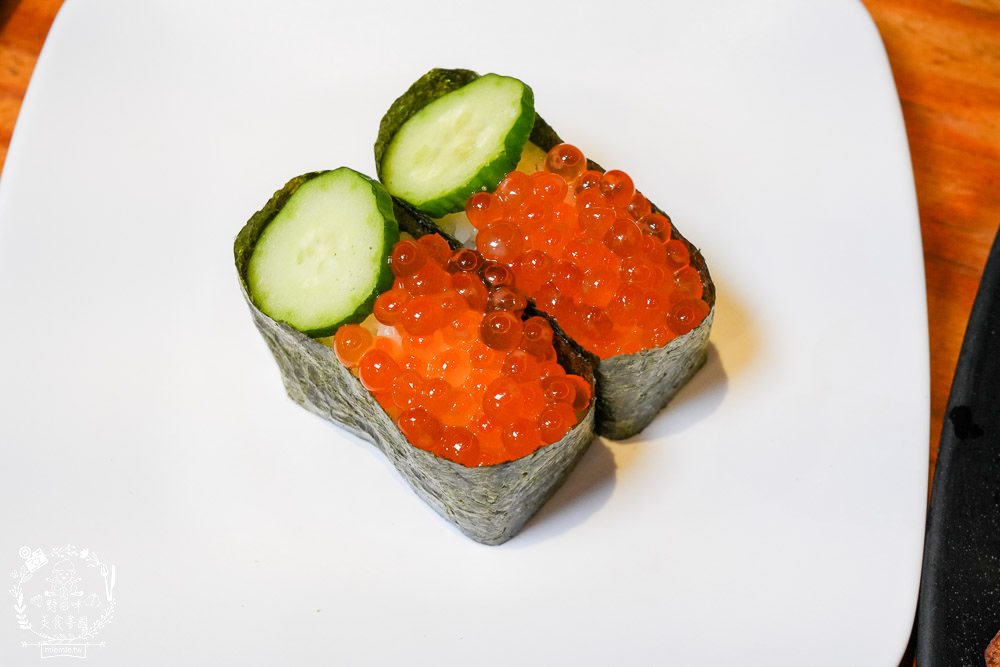 高雄[喜憨兒創作料理]連平日都座無虛席的超人氣日式料理吃到飽!居然有鮭魚卵壽司跟生魚片!