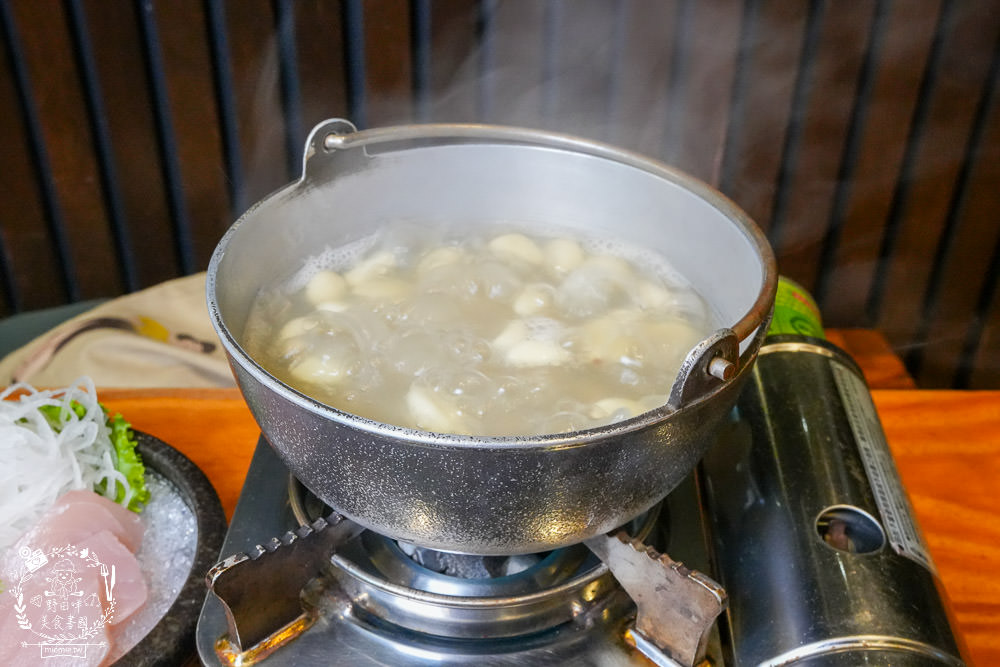 高雄[喜憨兒創作料理]連平日都座無虛席的超人氣日式料理吃到飽!居然有鮭魚卵壽司跟生魚片!