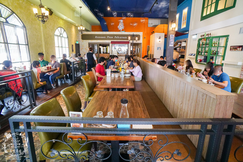 高雄[喬義思窯烤手作廚房]超人氣烤全雞+炙烤豬肋排銷魂美味!熔岩起司披薩牽絲牽到天邊惹?