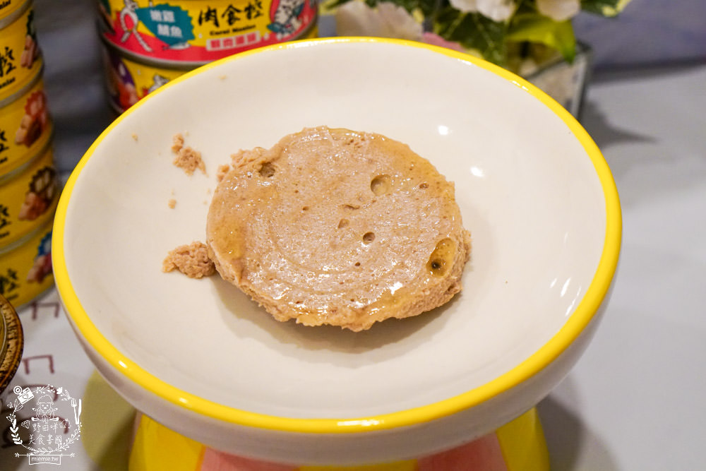 喵樂肉食控評價!喵樂肉食控主食罐高達98%含肉量!有SGS成分分析報告也符合AAFCO、NRC|超高含肉量貓罐開箱