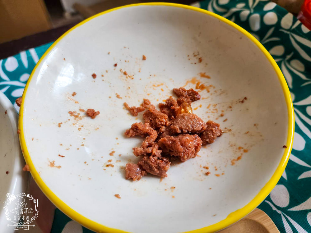 寵物魚油推薦|喵皇奴純萃紅寶石魚油|Omega-3濃度檢驗98.6%!高純度80%游離態蝦紅素，rTG型態更容易吸收！