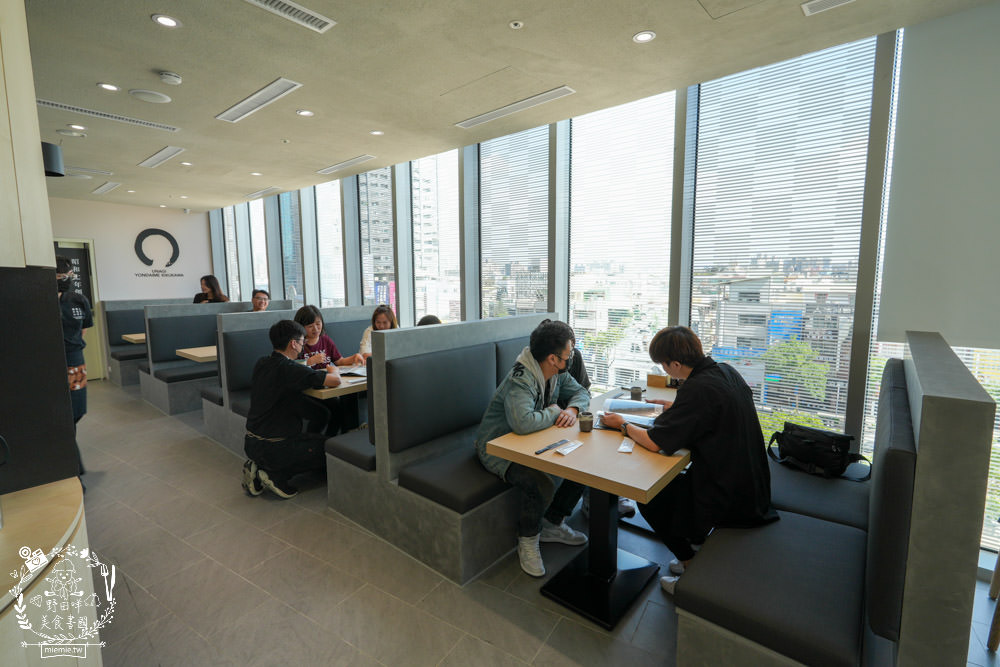 四代目菊川鰻魚專賣店(高雄巨蛋店)南部首間日本米其林推薦鰻魚名店!超過90年經驗淬鍊的鰻魚飯!