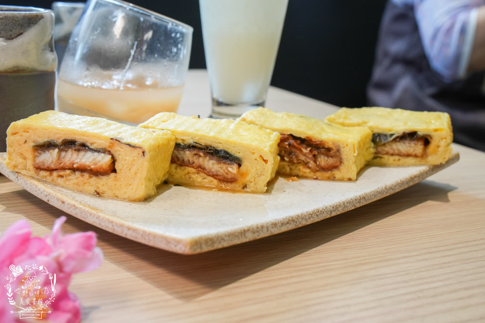 四代目菊川鰻魚專賣店(高雄巨蛋店)南部首間日本米其林推薦鰻魚名店!超過90年經驗淬鍊的鰻魚飯!