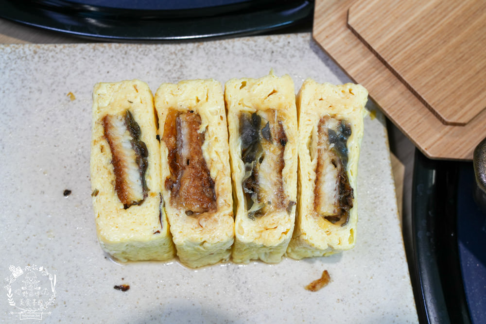 四代目菊川鰻魚專賣店(高雄巨蛋店)南部首間日本米其林推薦鰻魚名店!超過90年經驗淬鍊的鰻魚飯!