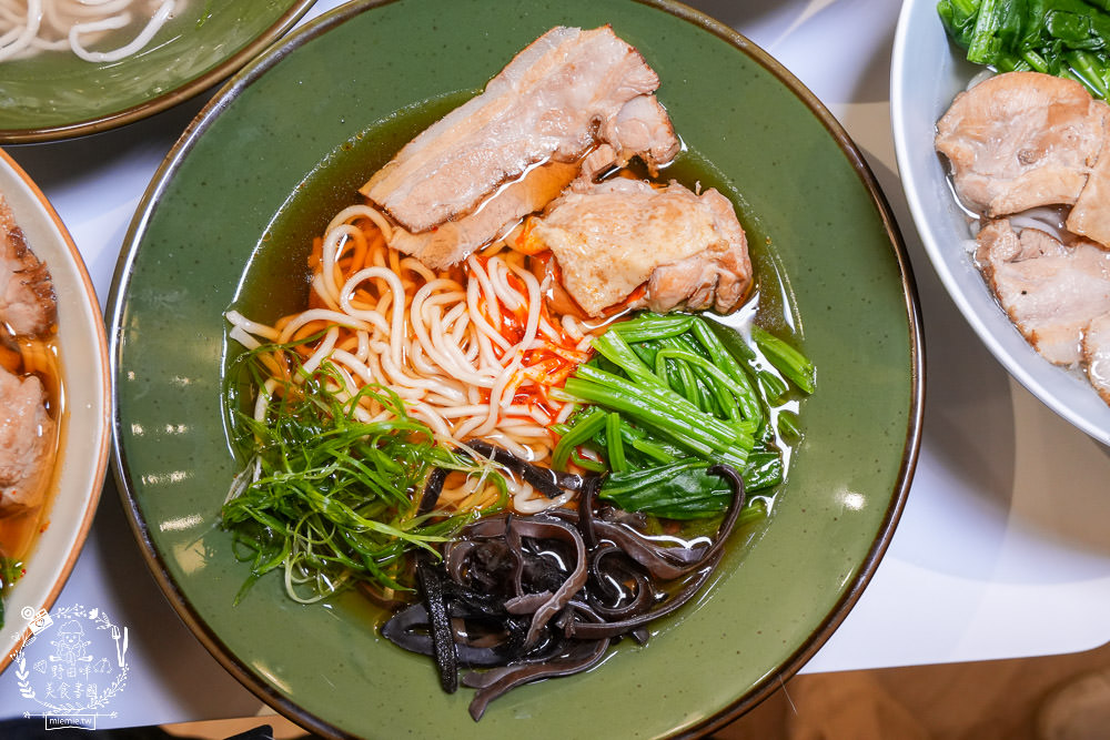 四娘拉麵|高雄新開幕的網美宵夜拉麵店!最低只要170元起的鼓山平價拉麵店!