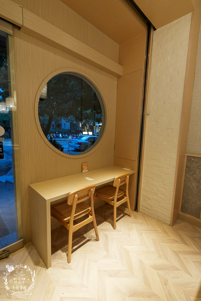 四娘拉麵|高雄新開幕的網美宵夜拉麵店!最低只要170元起的鼓山平價拉麵店!