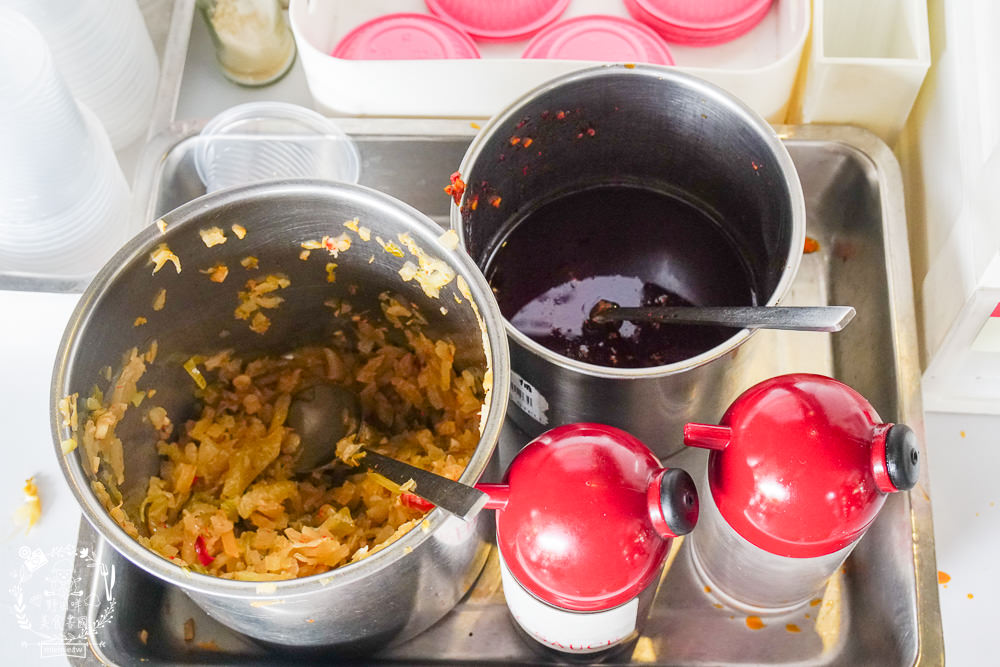 大牛牛肉麵|超多朋友心中第一名的高雄牛肉麵!紅燒湯頭跟清燉湯頭好喝到讓人N訪?